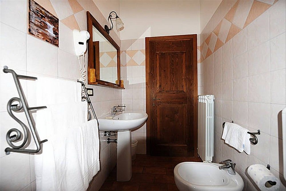 Agriturismo La Ferraia Pianello  Екстериор снимка